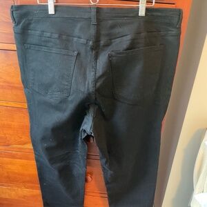 Universal Standard Seine High Rise Skinny Jeans 32” inseam, black size 20